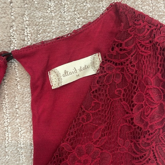 RED DRESS - Picture 3 of 5